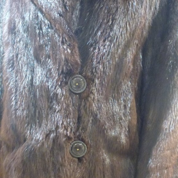 Vintage Muskrat Fur Coat - Picture 4 of 11